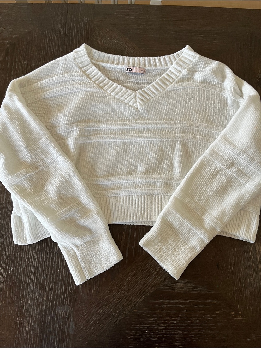 SO White V-Neck Cropped Knit Sweater